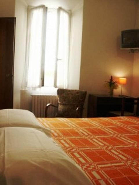 Albergo Corona Salsomaggiore Terme Δωμάτιο φωτογραφία