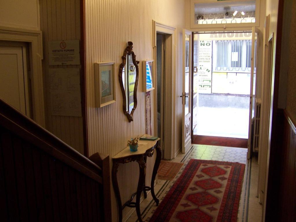 Albergo Corona Salsomaggiore Terme Εξωτερικό φωτογραφία